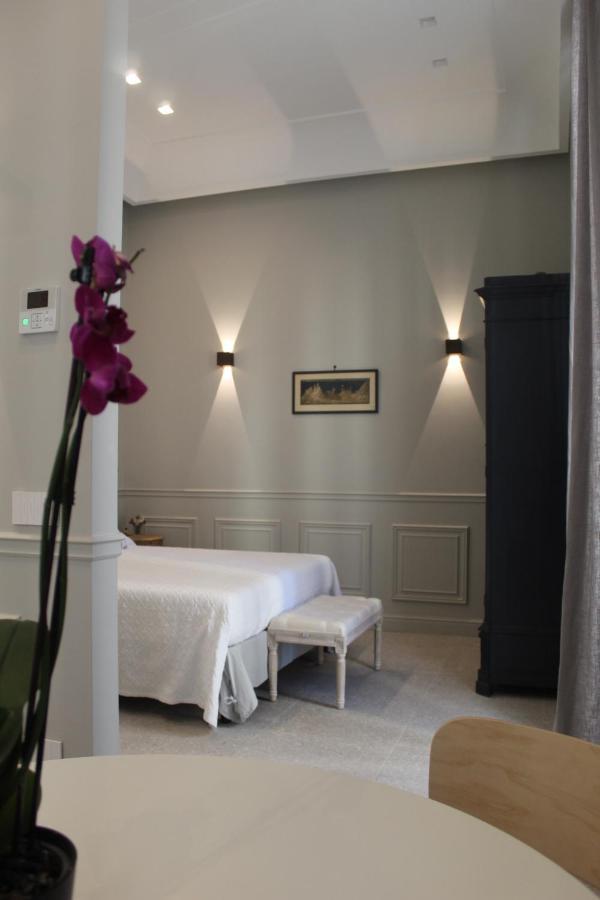 Maccus Suite Napoli Bagian luar foto